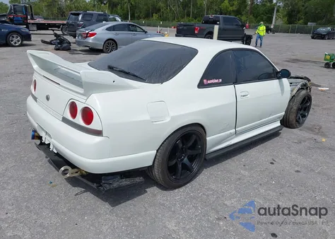 1996 Nissan Gt из США, поврежденный, VIN ECR33108804